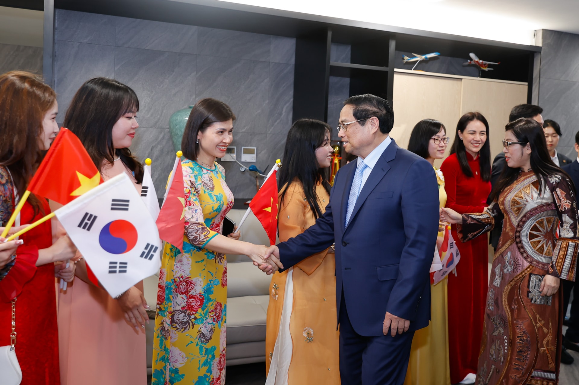 cong dong nguoi viet nam tai han quoc co nhung dong gop lon voi chat luong cao cho to quoc hinh 1