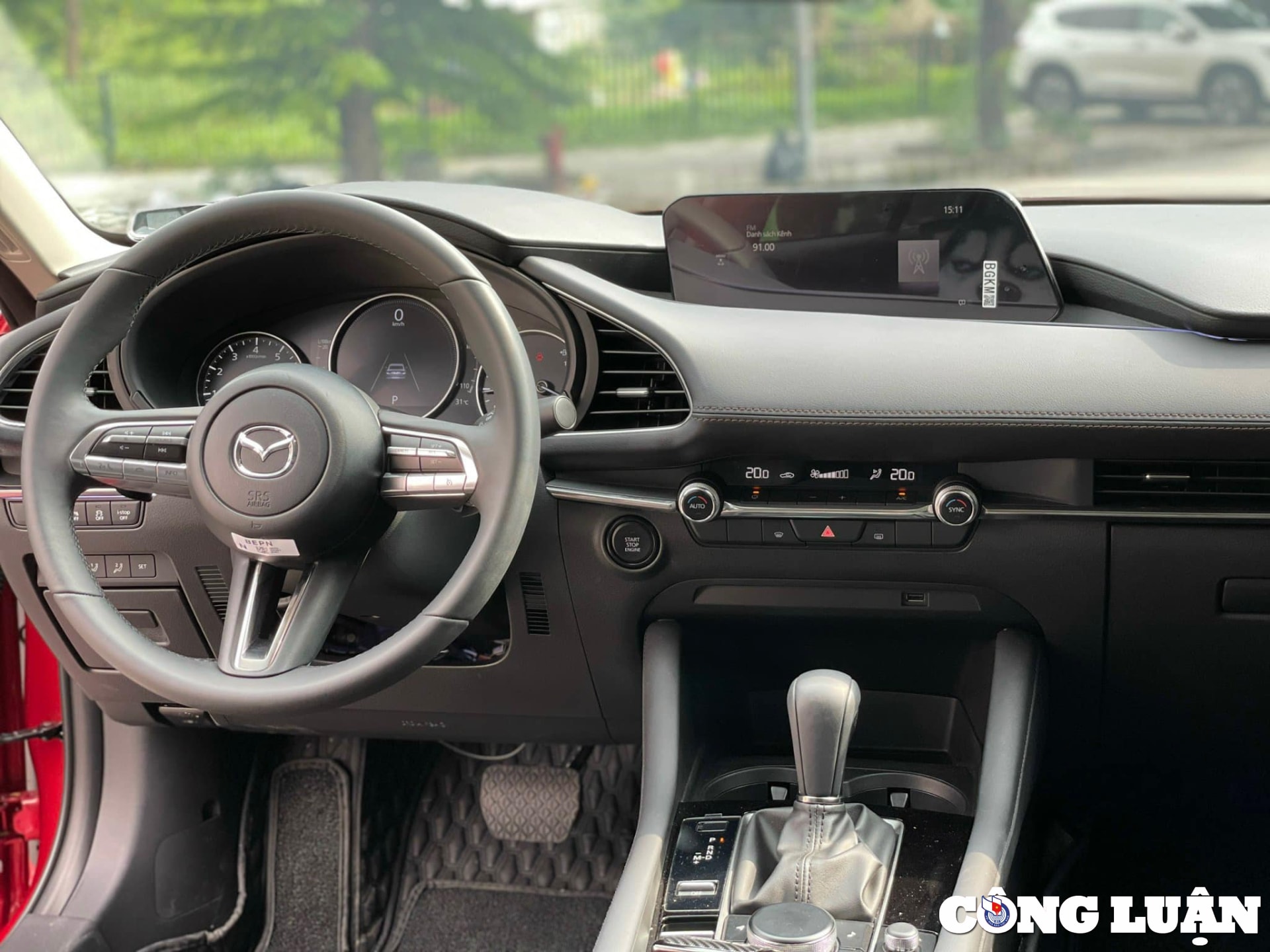 gia xe mazda 3 lan banh thang 7 2024 giam sau dua honda civic hinh 2