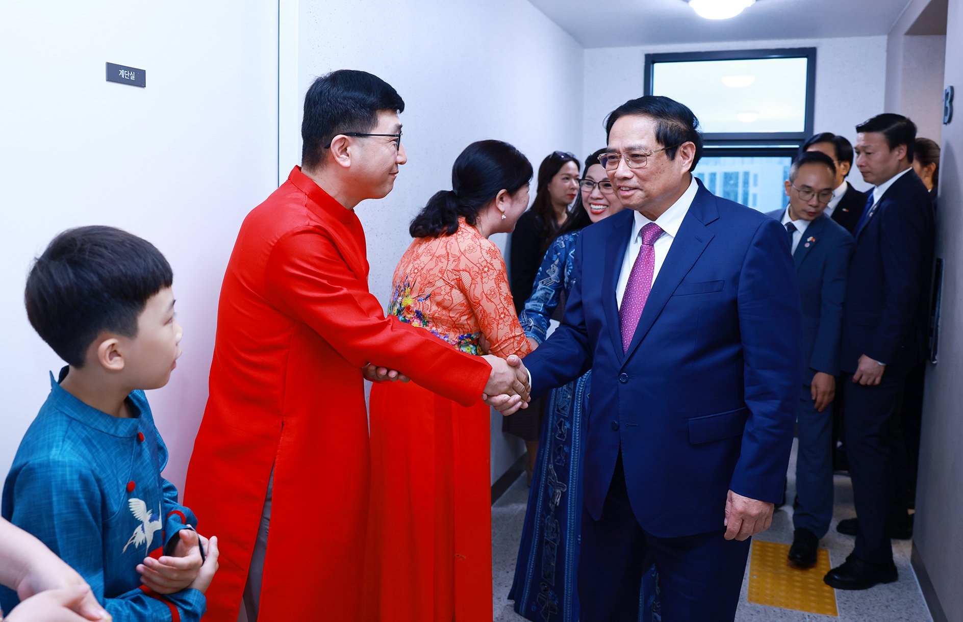 gia dinh da van hoa viet han chinh la chiec cau noi vun dap cho quan he hai quoc gia hinh 1