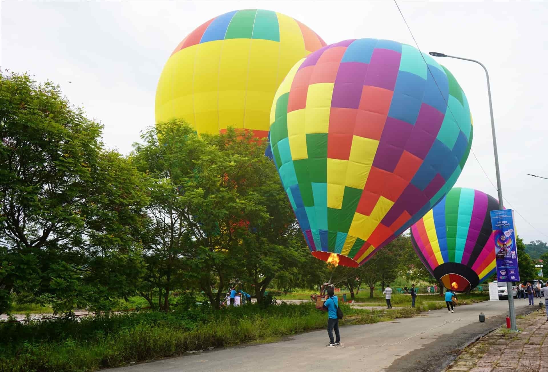 ninh binh to chuc chuoi hoat dong tai le hoi khinh khi cau nam 2024 hinh 1