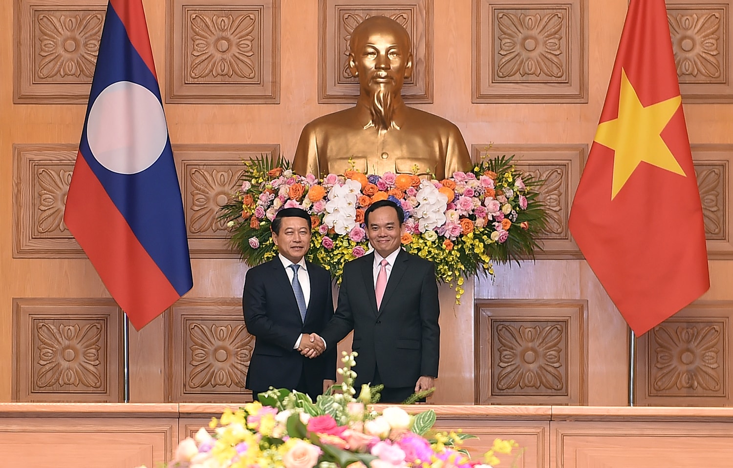 pho thu tuong tran luu quang hoi dam voi pho thu tuong chinh phu bo truong ngoai giao lao hinh 1