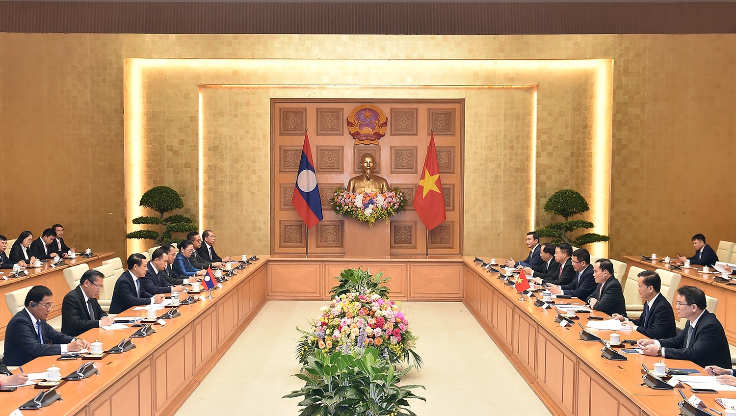 pho thu tuong tran luu quang hoi dam voi pho thu tuong chinh phu bo truong ngoai giao lao hinh 2