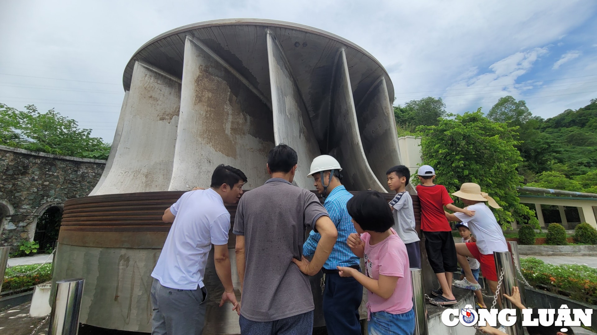 thuy dien hoa binh xa lu diem tham quan trai nghiem an tuong nhung ngay he hinh 9