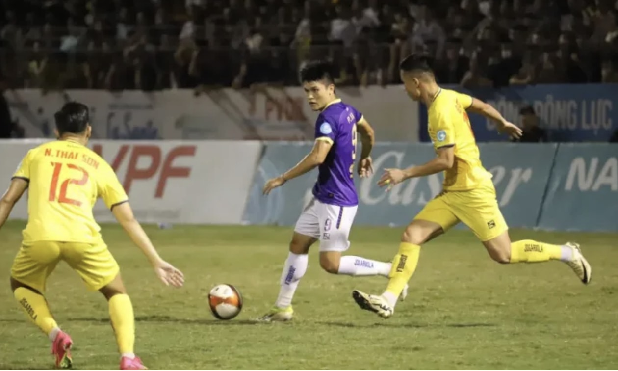 ha ha noi fc tren cham 11m thanh hoa lan thu 2 vo dich cup quoc gia hinh 1