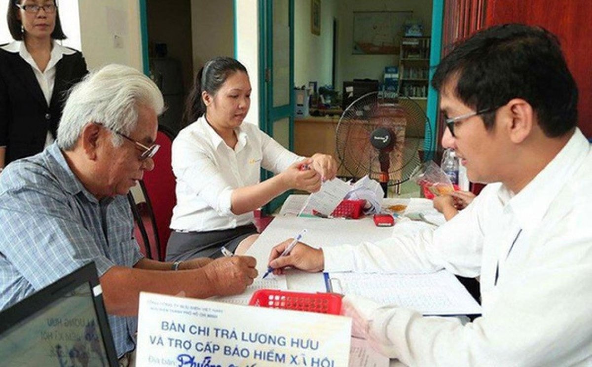 can bo gia yeu da nghi viec tai xa phuong thi tran tang them 15 tren muc tro cap duoc huong hinh 1