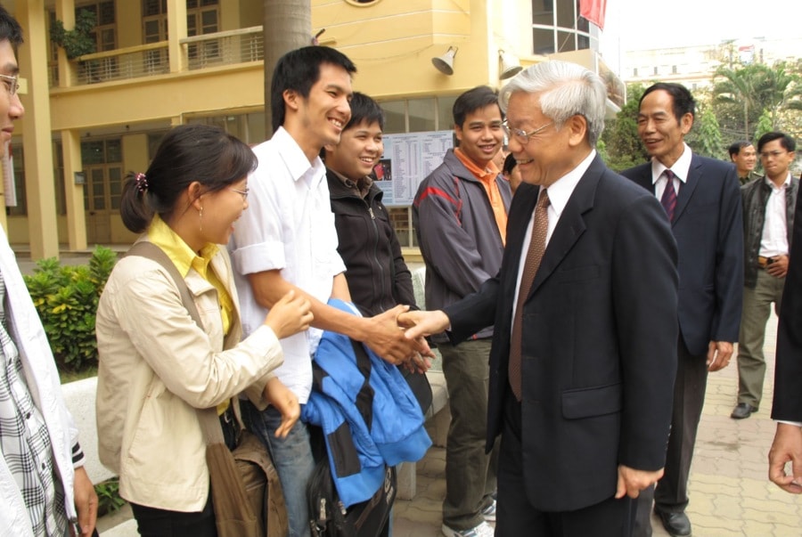 tong bi thu nguyen phu trong nha bao say me yeu nghe ham hoc hoi hinh 3