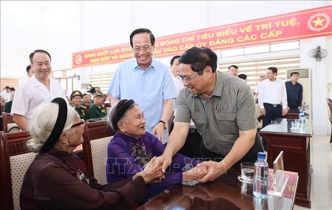 thap sang hon nua ngon lua tri an hinh 1