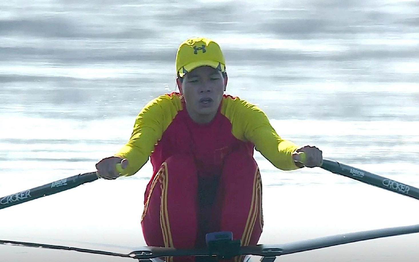 pham thi hue gianh ve vao tu ket rowing olympic 2024 hinh 1