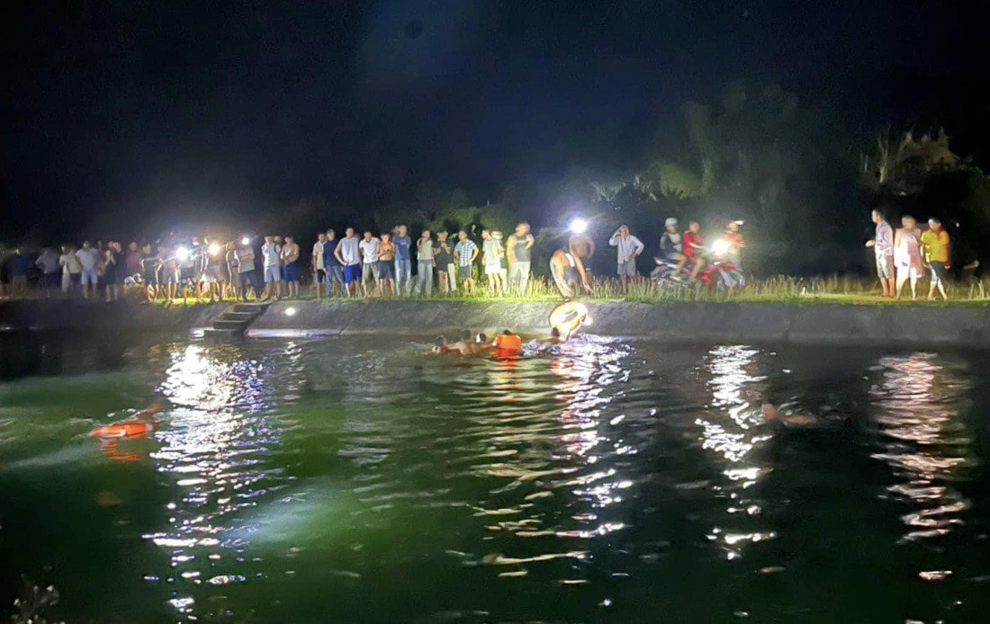 quang nam xuyen dem tim kiem hai nguoi dan ong roi xuong kenh tu vong hinh 1