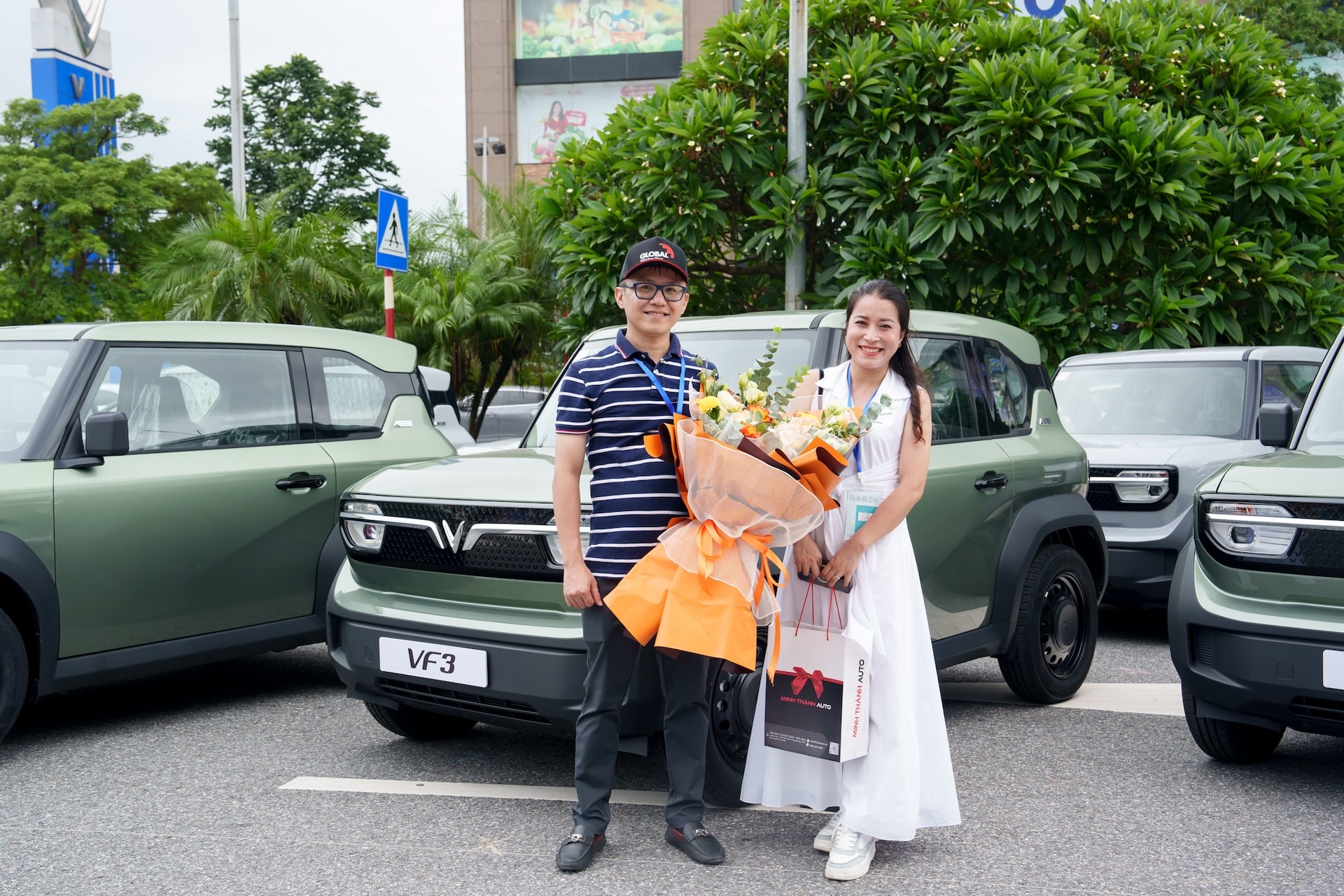 vinfast ban giao lo xe vf 3 dau tien cho khach hang hinh 3