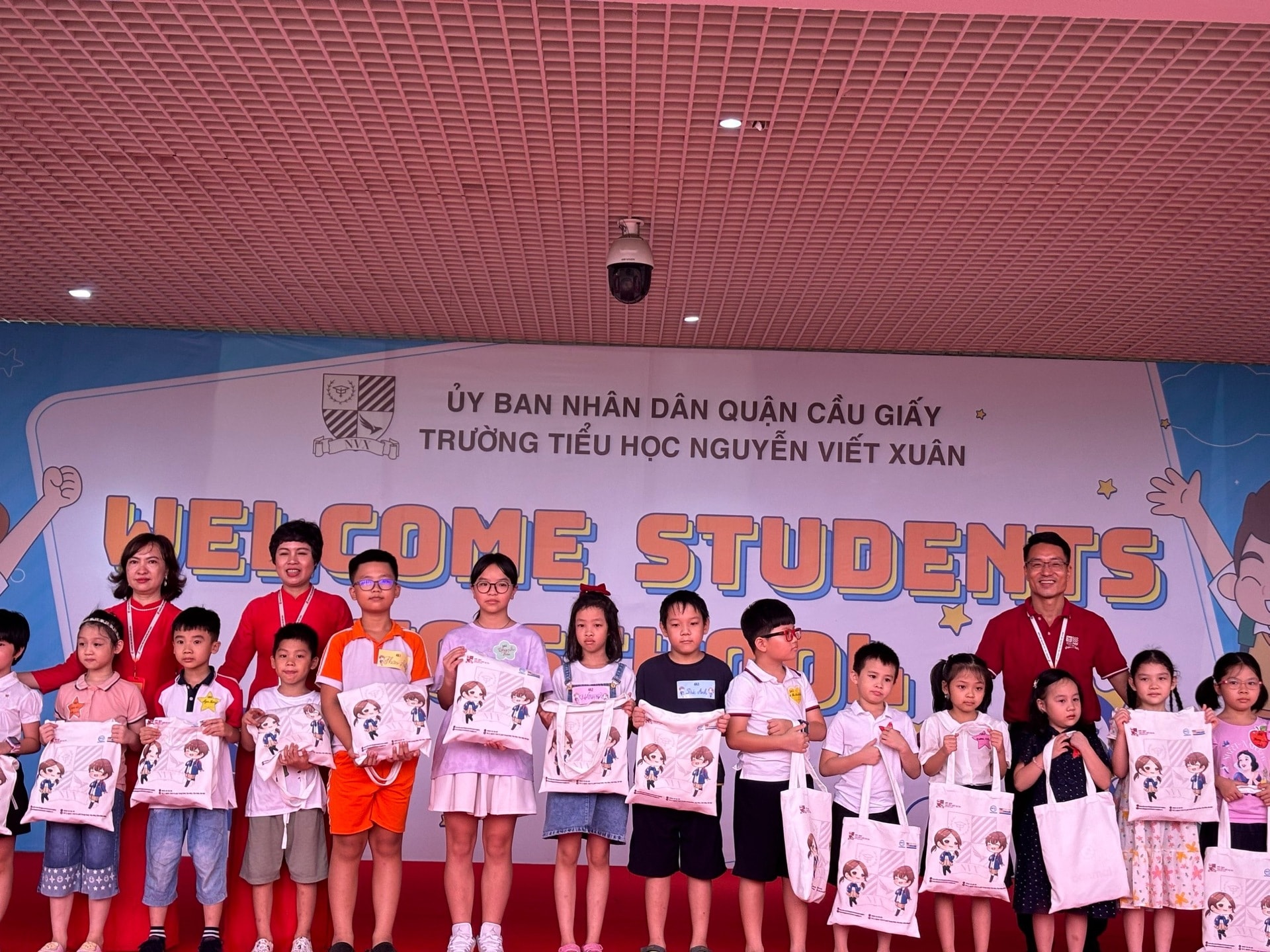 tieu hoc nguyen viet xuan ngoi truong trong mo hinh 3