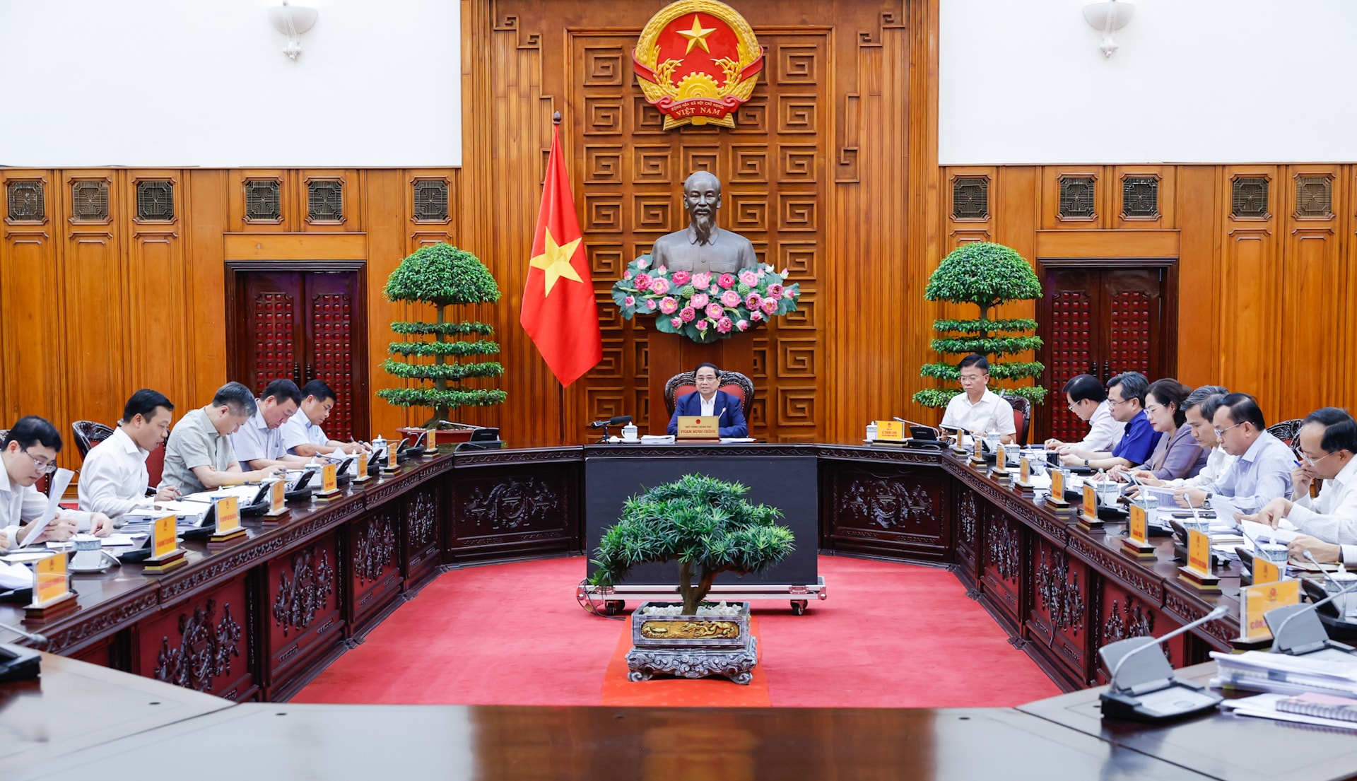 xu ly vuong mac trong he thong cac van ban quy pham phap luat tap trung vao nhung van de cap bach hinh 1