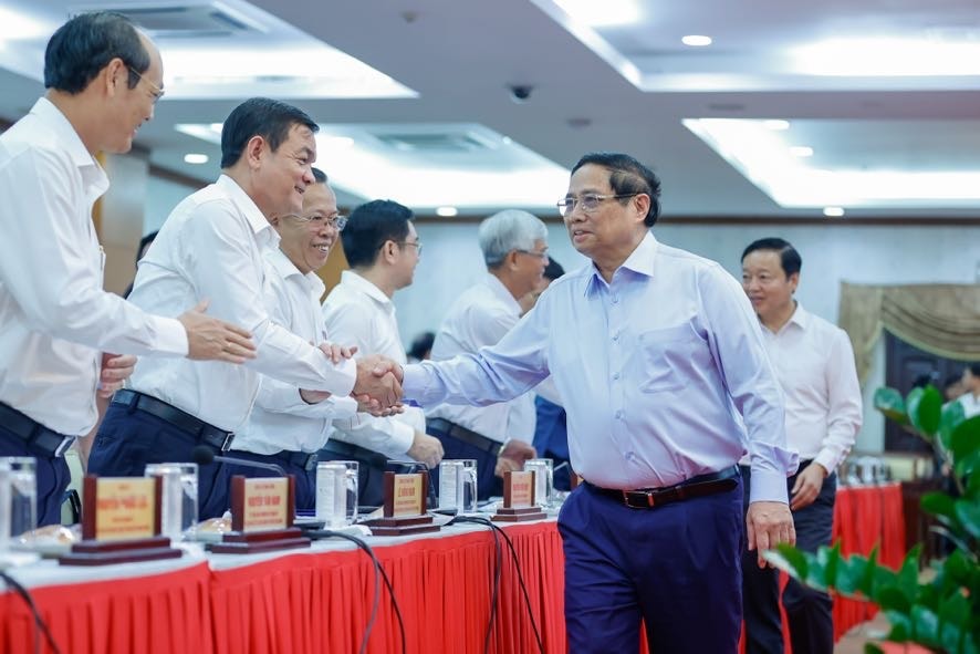 thanh pho ho chi minh can phan dau tang truong kinh te ca nam dat 75 8 hinh 1