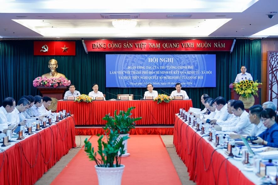 thanh pho ho chi minh can phan dau tang truong kinh te ca nam dat 75 8 hinh 3