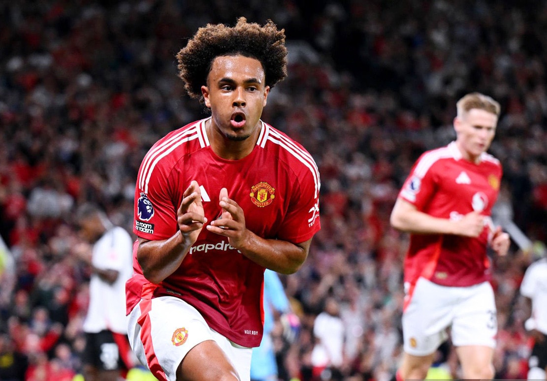 zirkzee toa sang mu thang fulham o tran mo man ngoai hang anh 2024 25 hinh 1