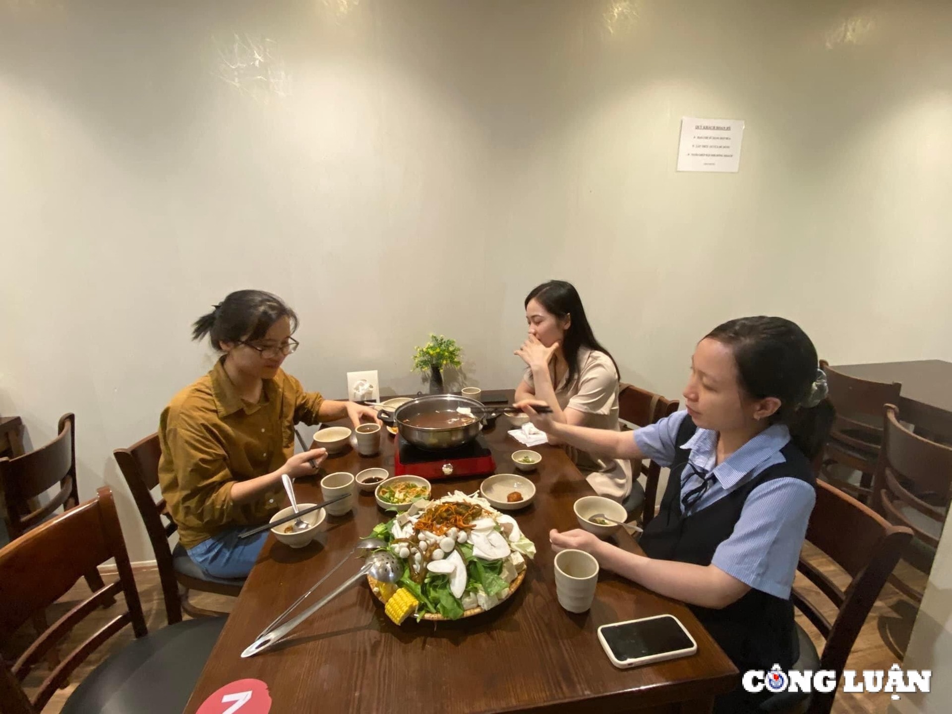 kinh doanh thuc pham chay co chay hot bac mua vu lan hinh 4