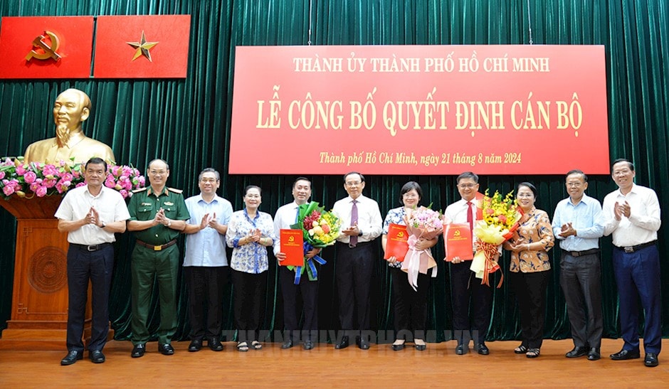 ban thuong vu thanh uy tp hcm bo sung 4 uy vien hinh 1