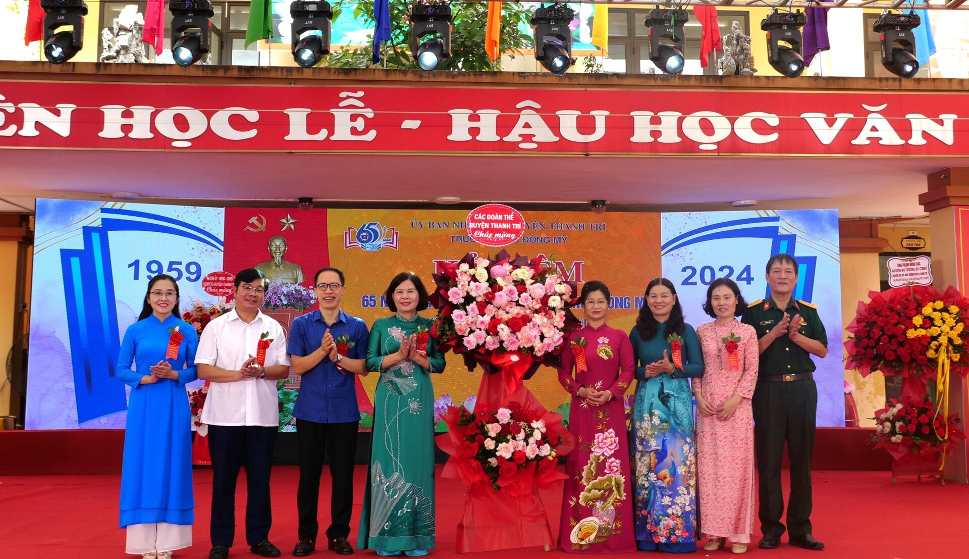 truong thcs dong my long trong to chuc le ky niem 65 nam ngay thanh lap hinh 4