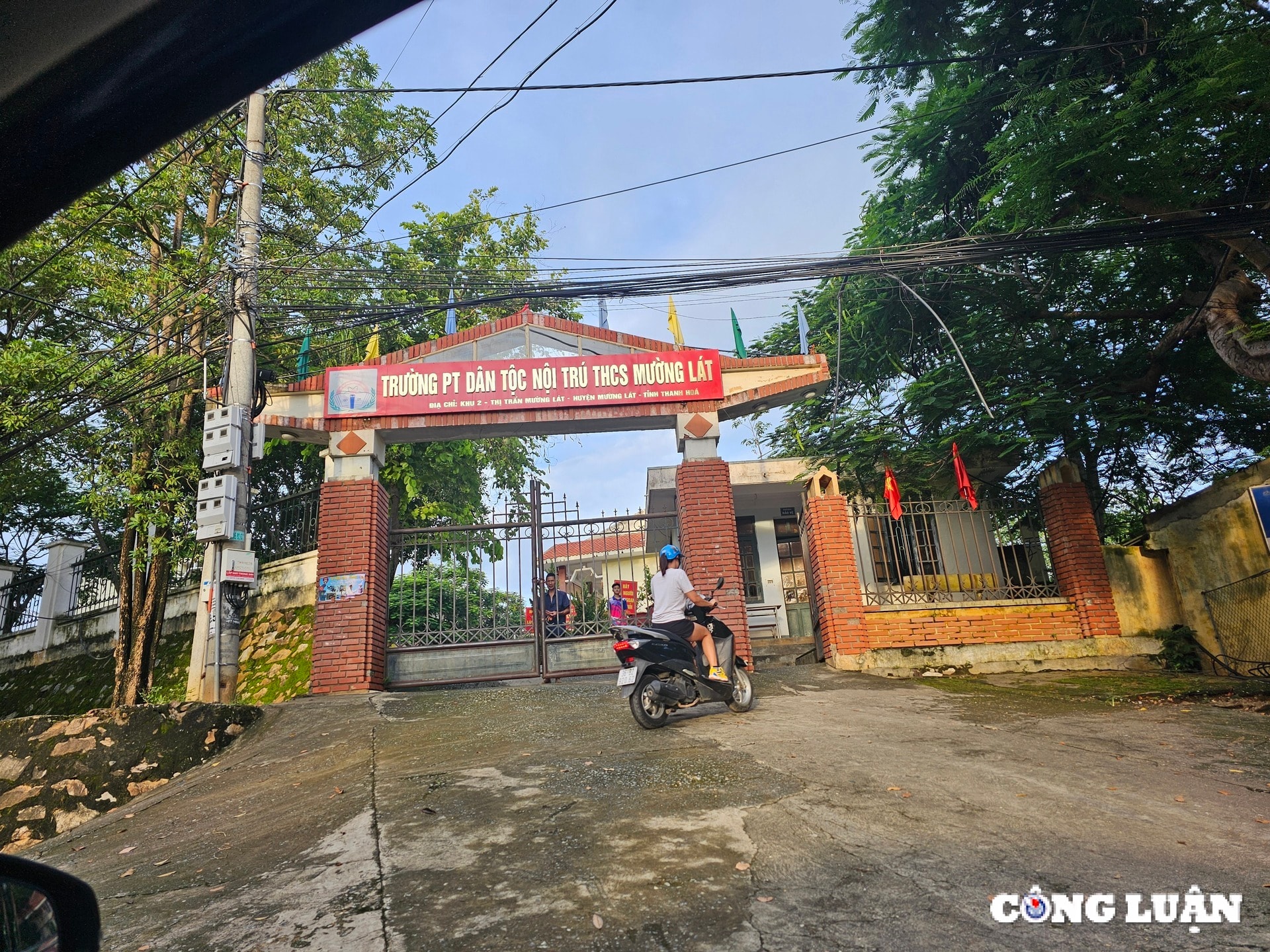 ky luat hang loat can bo o huyen muong lat thanh hoa hinh 1