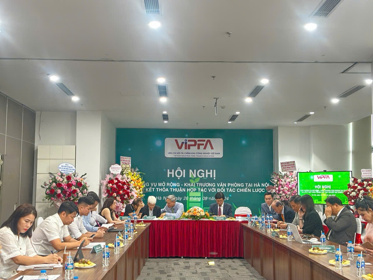 chu tich vipfa doanh nghiep can phai doi moi de vuot qua kho khan hinh 1