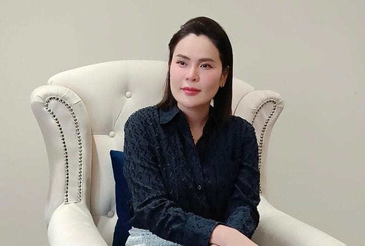 hoa hau phuong le chinh thuc bi xu phat vu che loi quoc ca hinh 1