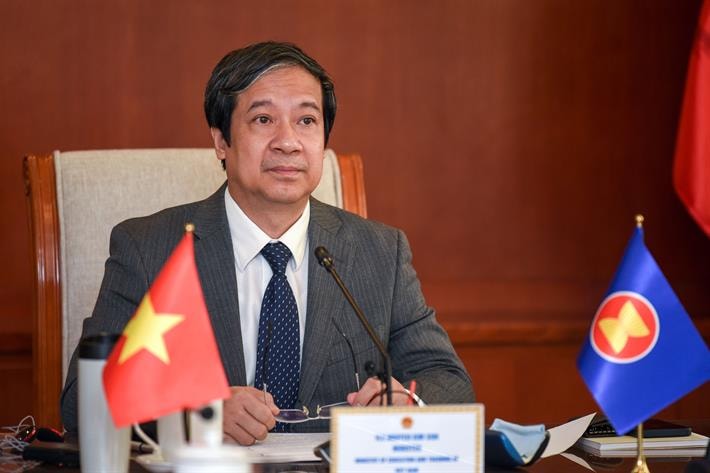 bo truong nguyen kim son chia se voi thay co hoc sinh sinh vien dau nam hoc moi hinh 1