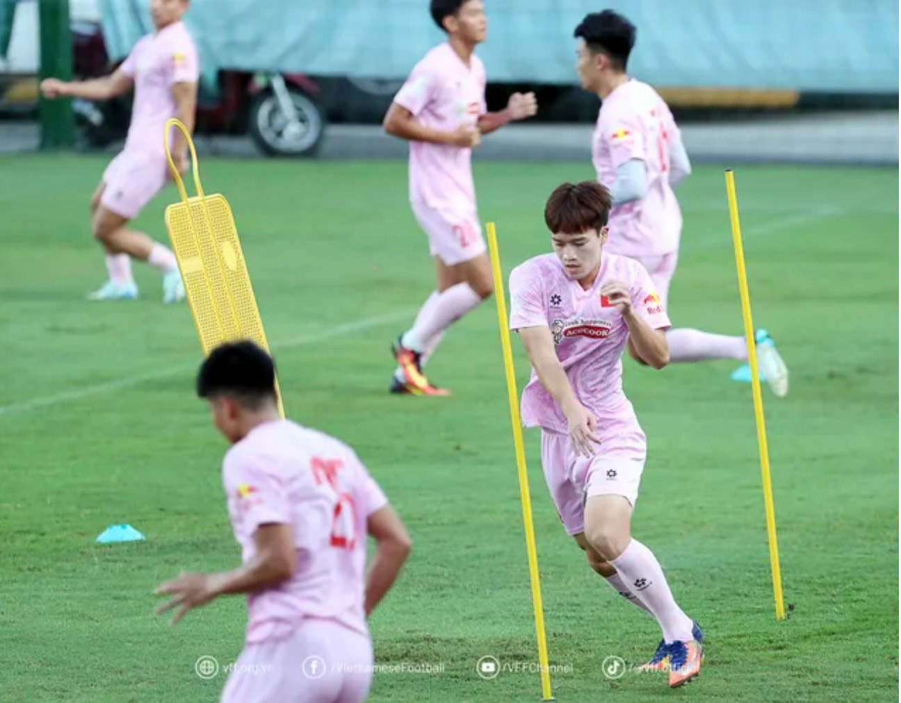 nguyen hoang duc doi tuyen viet nam se the hien dien mao moi o cuoc doi dau voi nga hinh 1