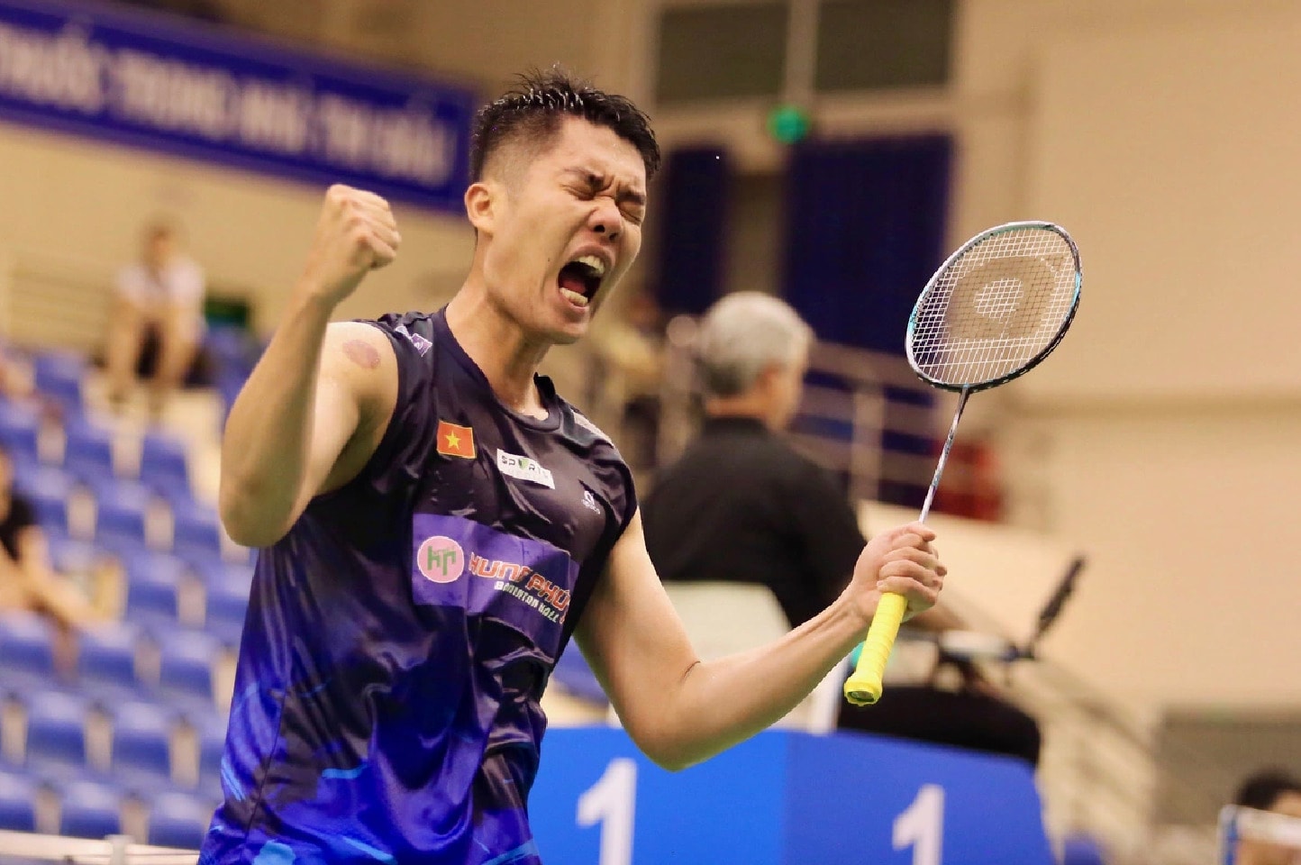 le duc phat chat vat danh bai tan jia jie tai vietnam open hinh 1