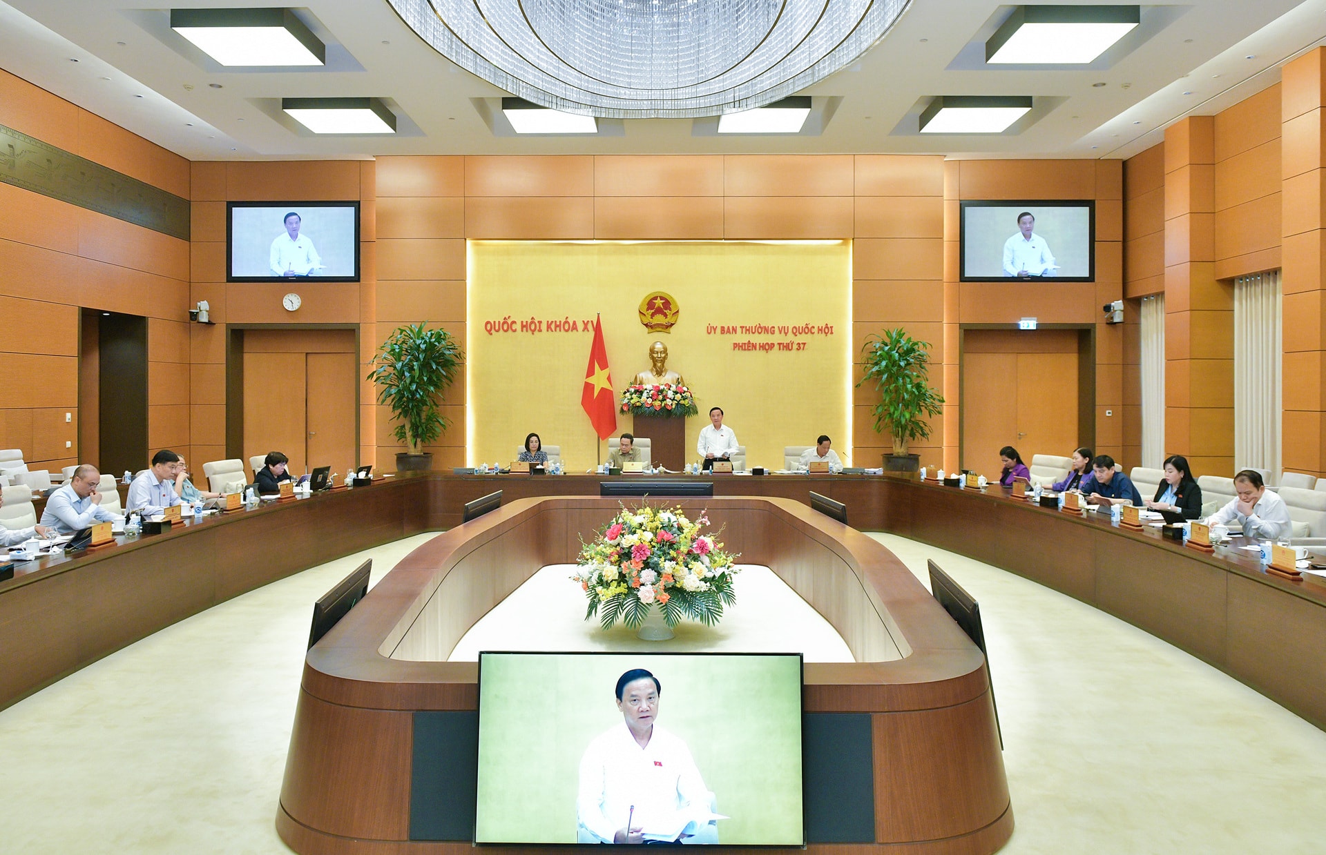 de nghi giam thue thu nhap doanh nghiep xuong 10 cho tat ca loai hinh co quan bao chi hinh 2