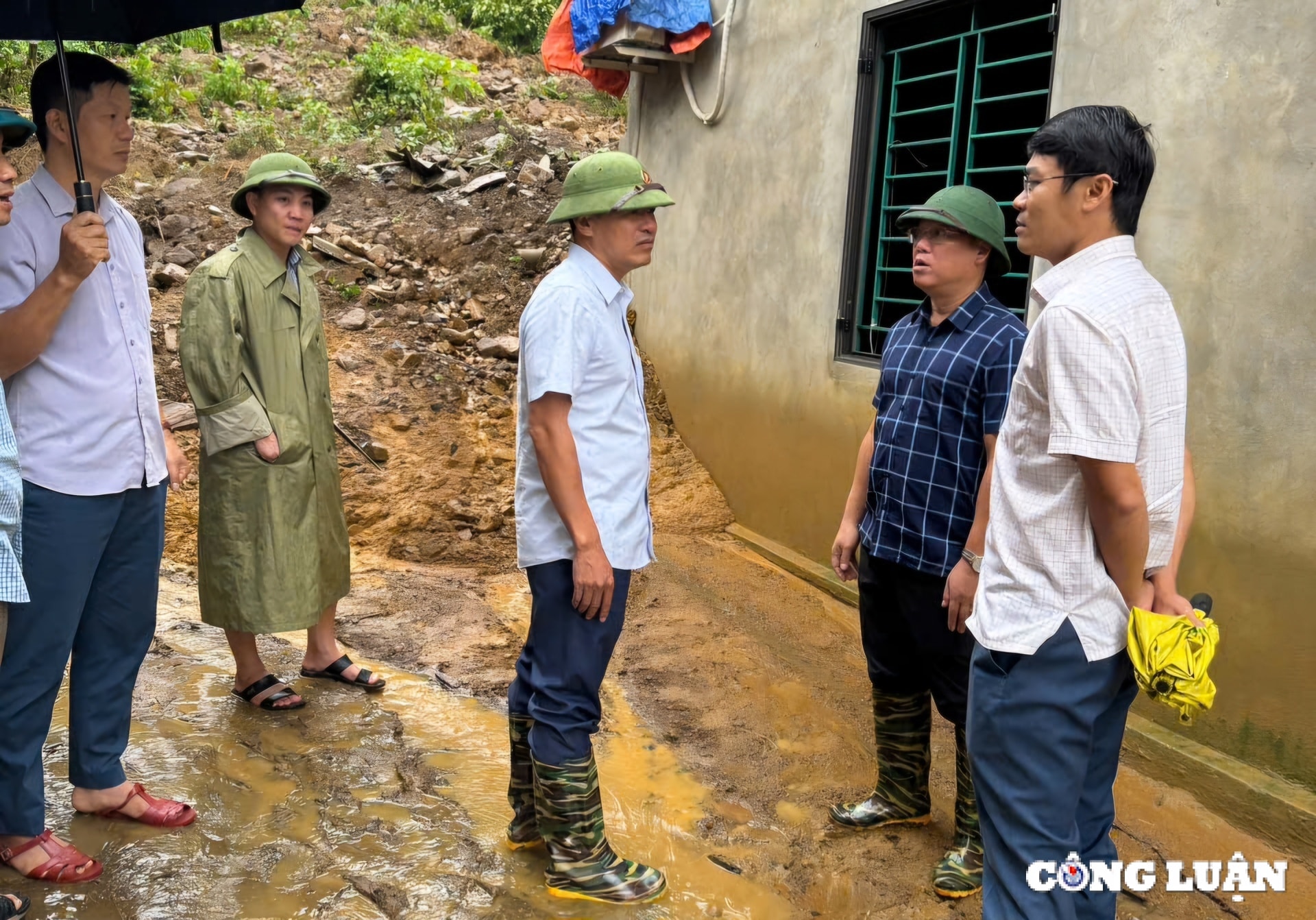 ba thuoc thanh hoa 5 thon bi chia cat do ngap lut hinh 2