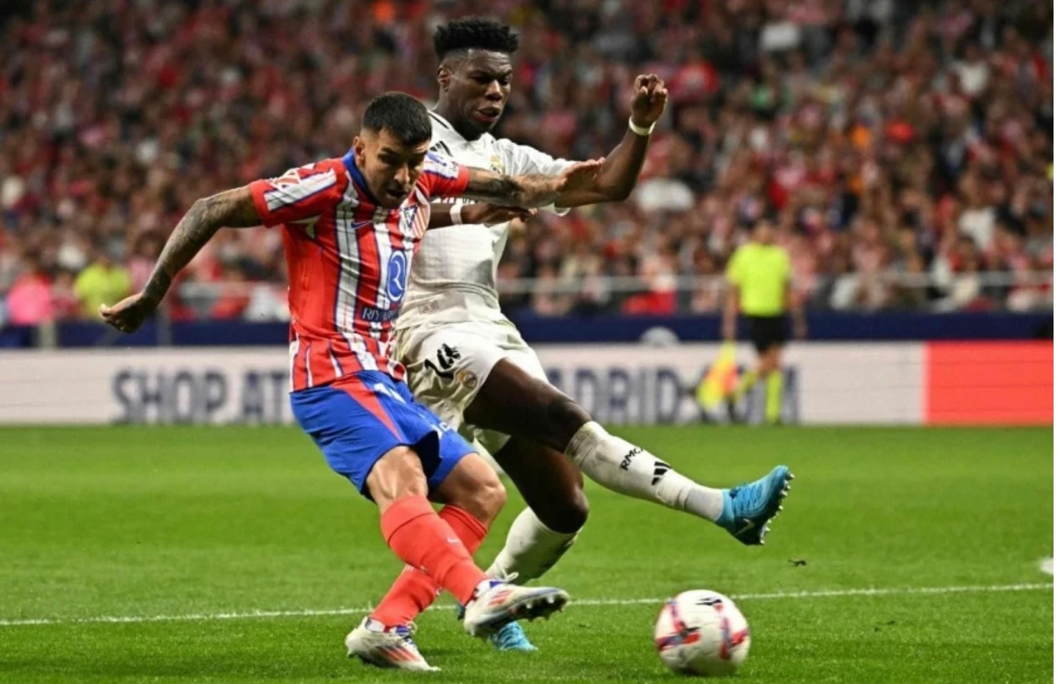 real madrid chia diem dang tiec truoc atletico tai la liga 2024 25 hinh 1