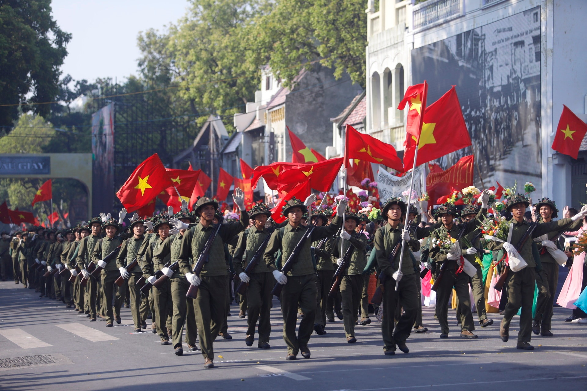 ngay hoi cua nguoi dan ha noi hinh 2