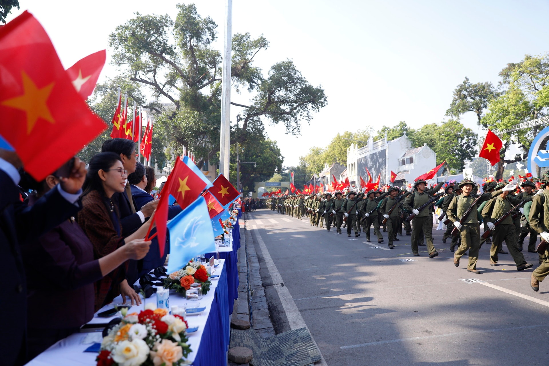 ngay hoi cua nguoi dan ha noi hinh 4