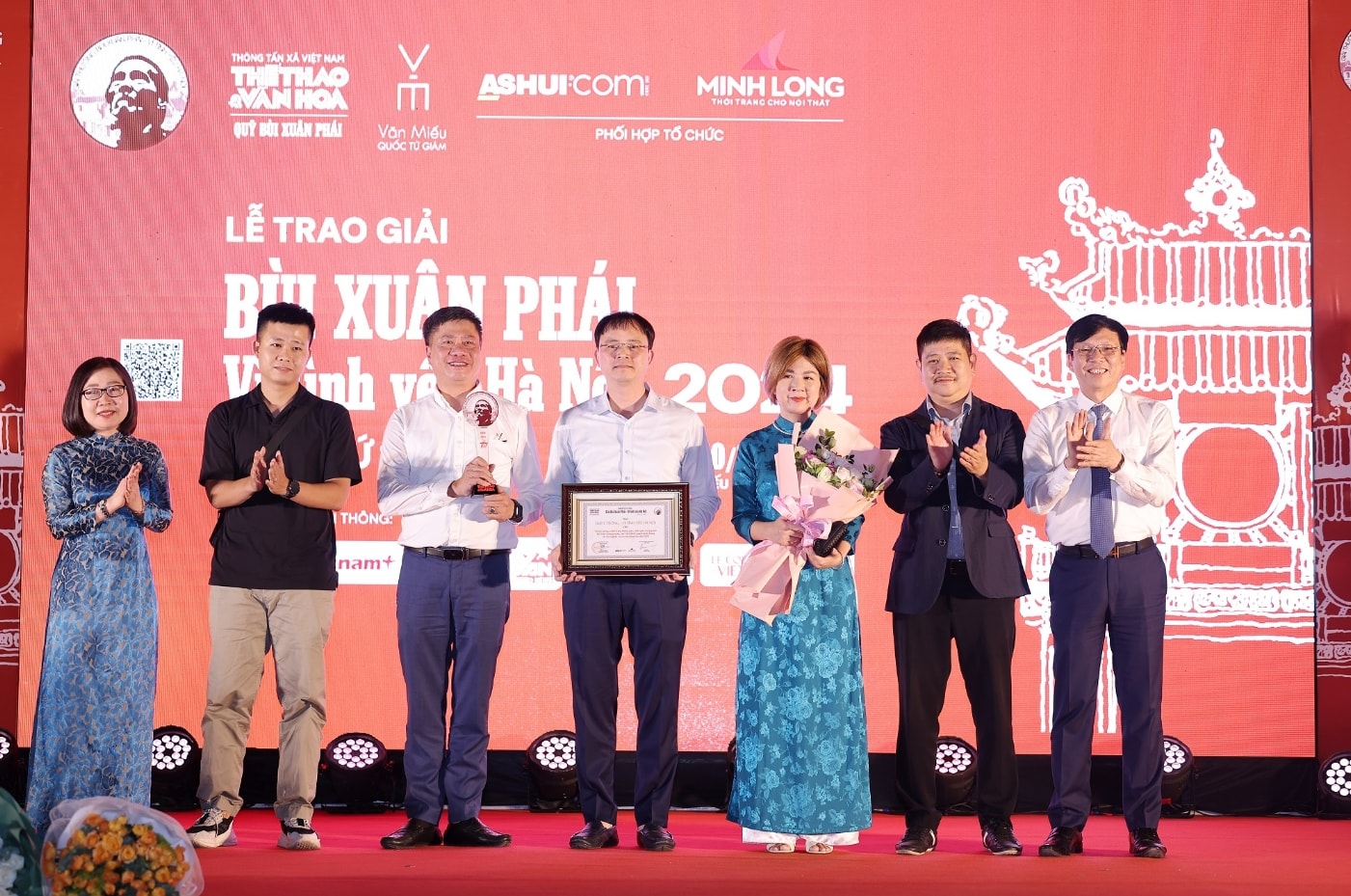 giai thuong bui xuan phai vi tinh yeu ha noi ngay cang co tac dong xa hoi rong lon hinh 5