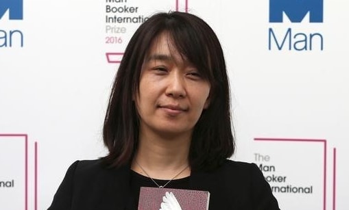 giai nobel van hoc 2024 duoc trao cho nha van han quoc han kang hinh 1