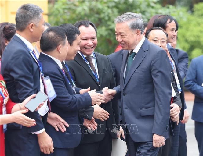 doi ngu doanh nhan dong gop to lon cho cong cuoc doi moi phat trien kinh te dat nuoc hinh 1