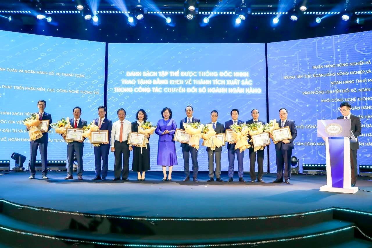 agribank nhieu thanh tuu noi bat tren hanh trinh chuyen doi so hinh 2