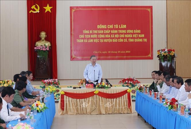 xay dung huyen dao con co ngay cang phat trien kinh te vung manh ve quoc phong an ninh hinh 1