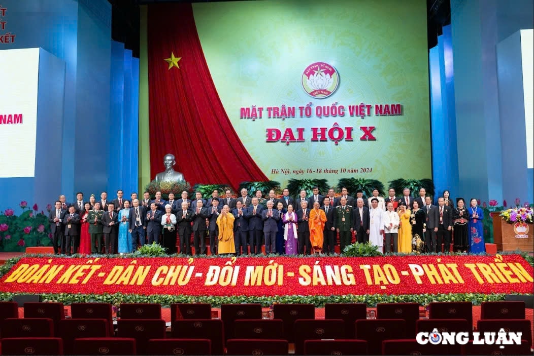 suc manh cua khoi dai doan ket la cho dua vung chac de tp ho chi minh vuot qua kho khan phat trien ben vung hinh 2
