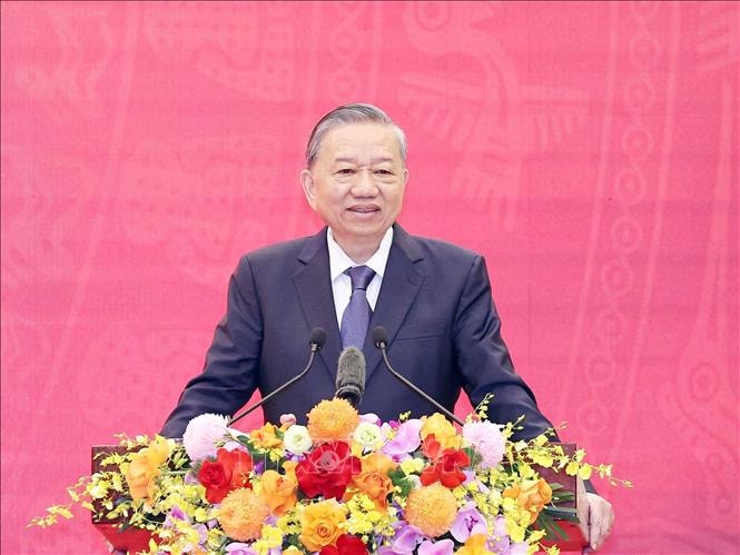 phat huy thanh tuu doi ngoai khong ngung nang cao vi the uy tin quoc te cua dat nuoc hinh 1