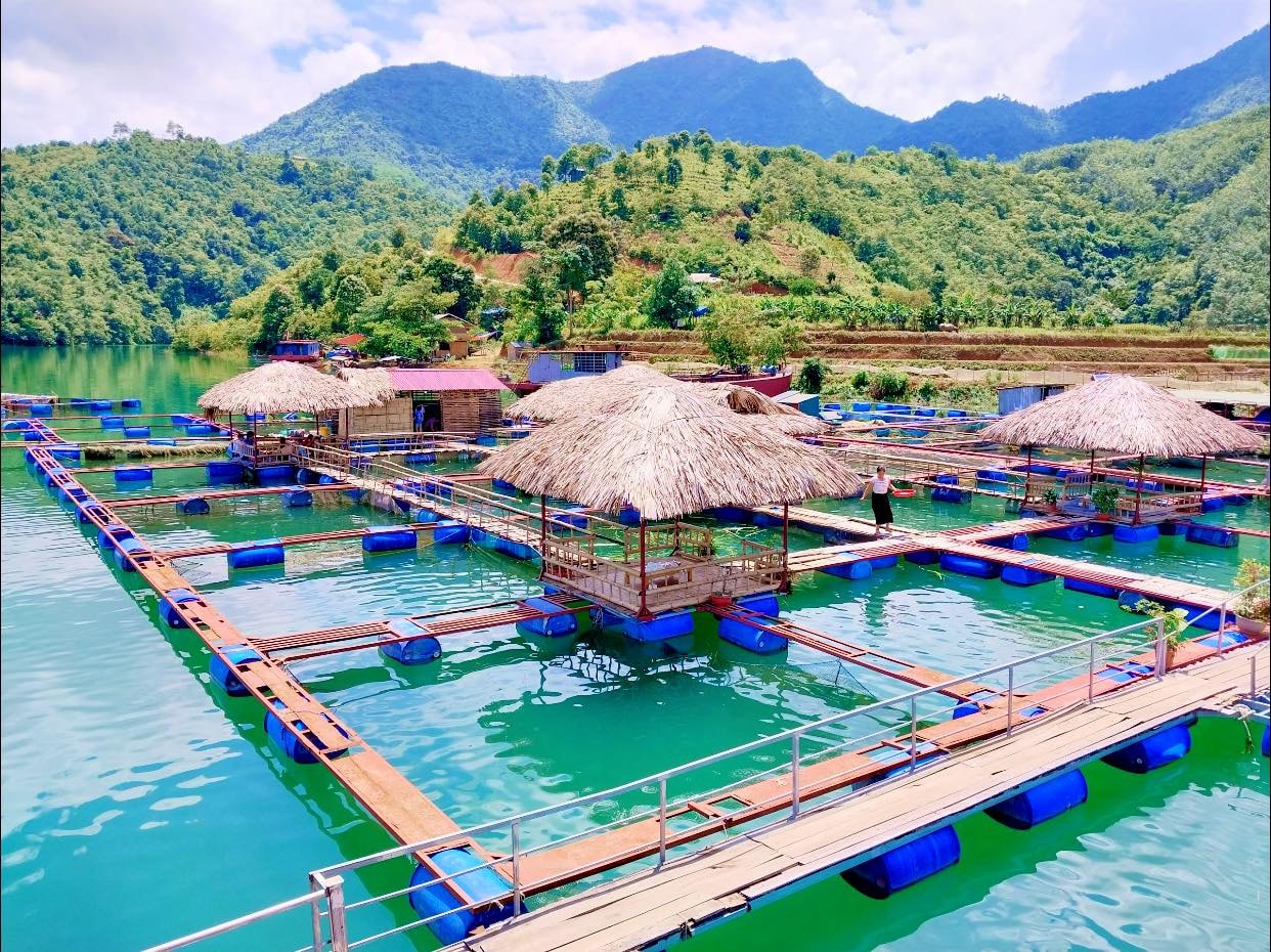 trai nghiem 5 sao o lang ca tham phe hinh 1