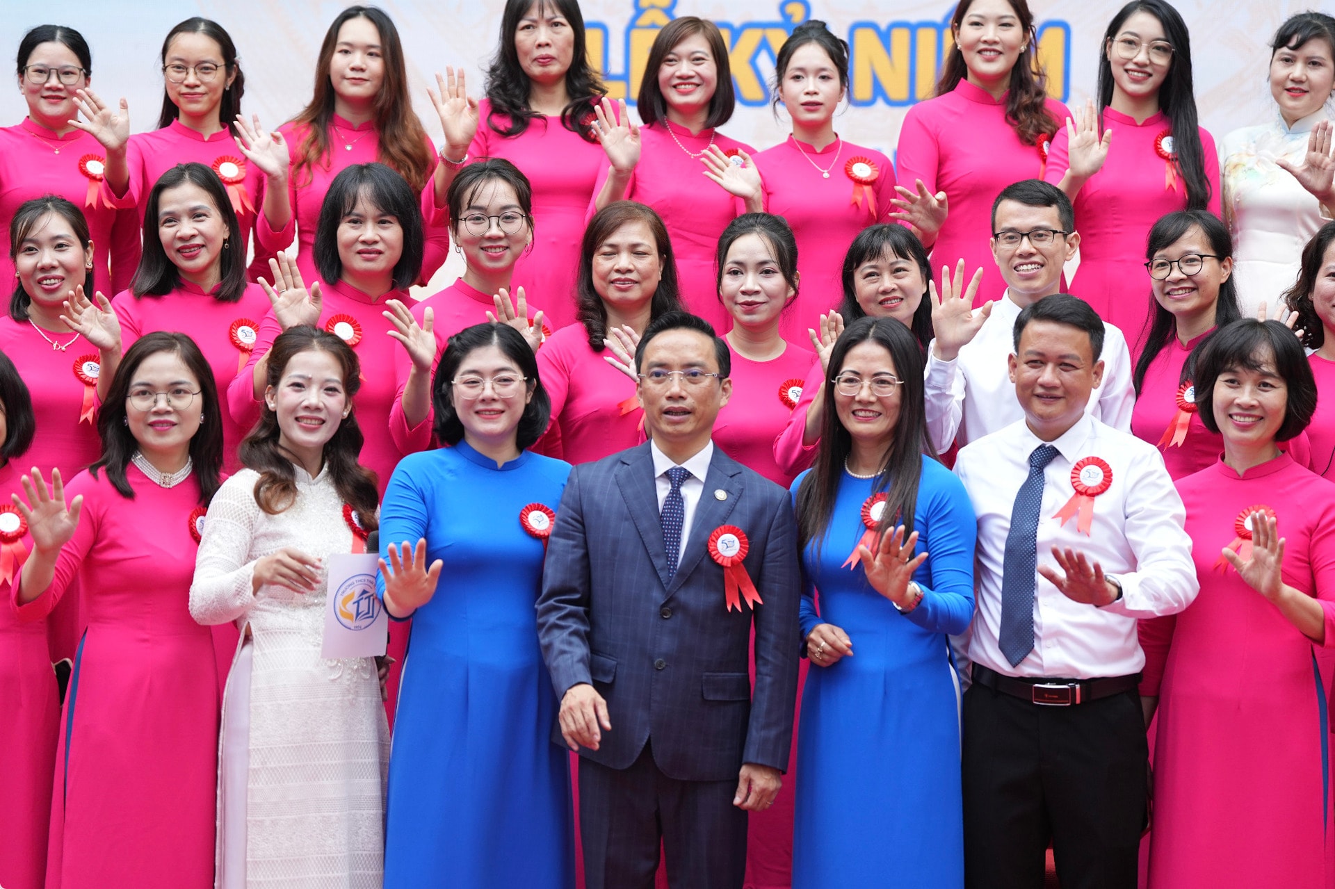 truong thcs thai thinh long trong to chuc ky niem 50 nam thanh lap truong 1974 2024 hinh 10