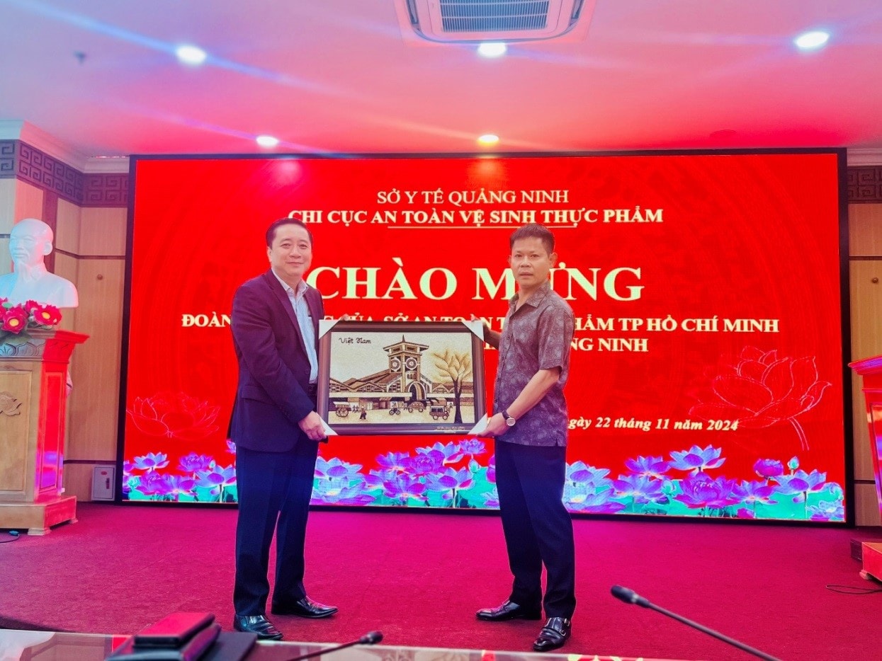 so attp tp ho chi minh thuc hien cong tac cham diem cheo tai chi cuc attp tinh quang ninh hinh 1