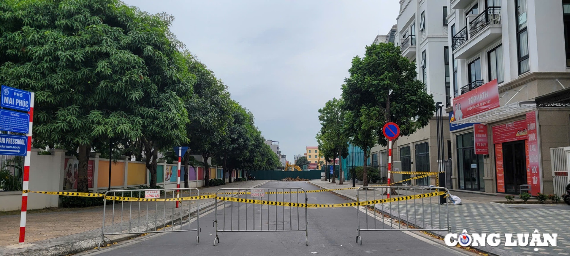 long bien ha noi pho mai phuc bi xe doi gay sat lo hinh 6