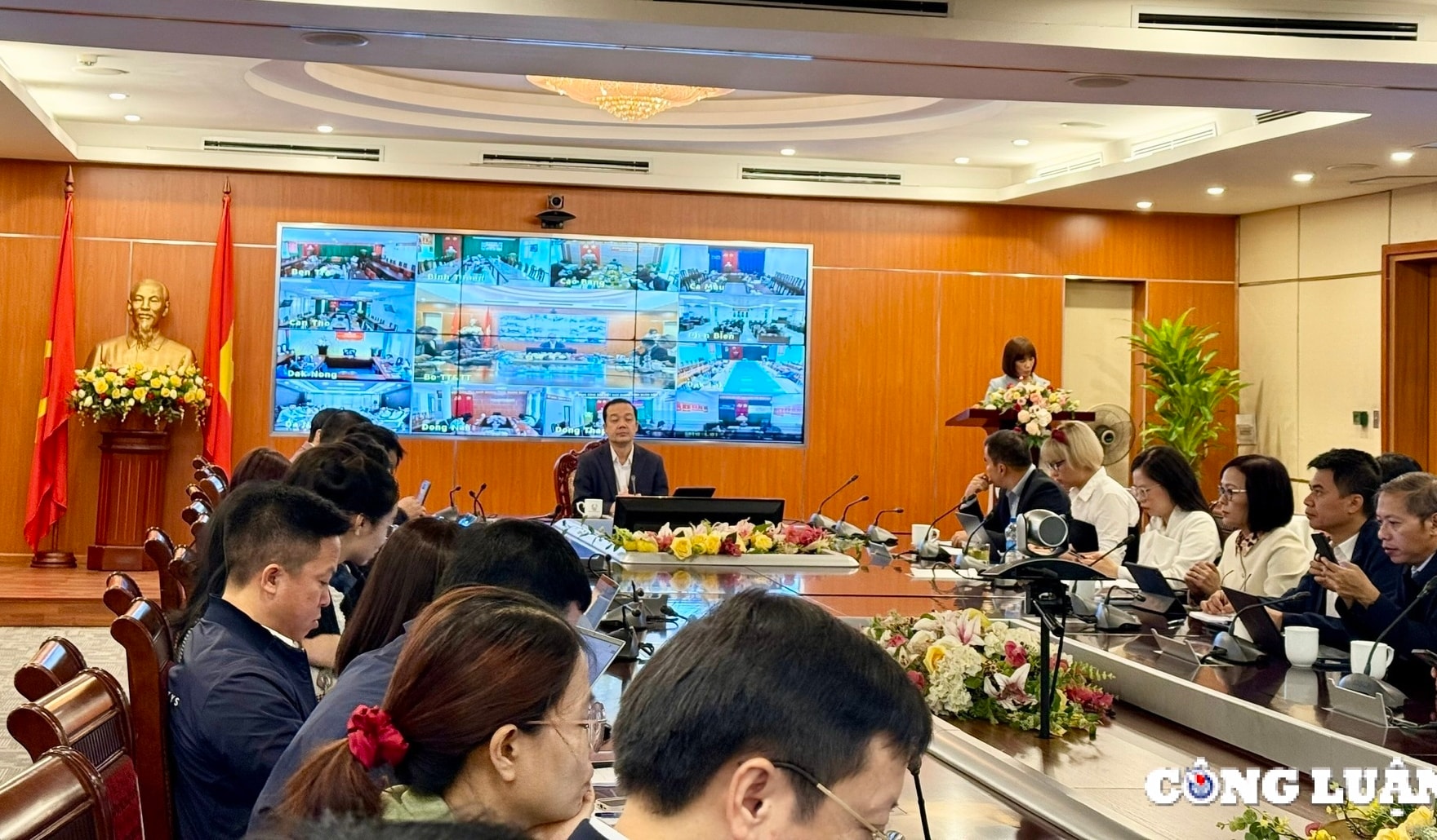 cac tai khoan da duoc xac thuc moi duoc cung cap va chia se thong tin tren mang xa hoi hinh 1