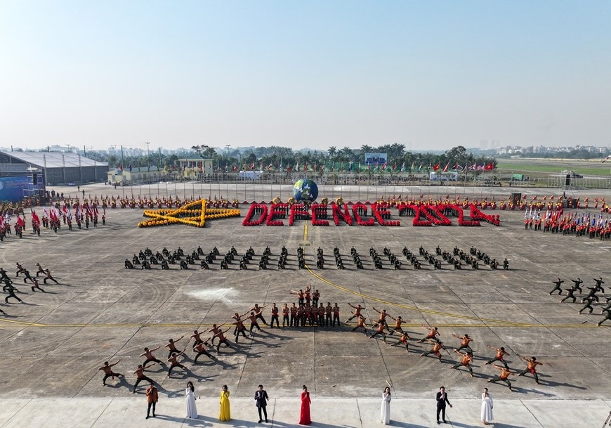 trien lam quoc phong quoc te viet nam 2024 phai the hien suc manh su doan ket dong long cua quan doi hinh 2