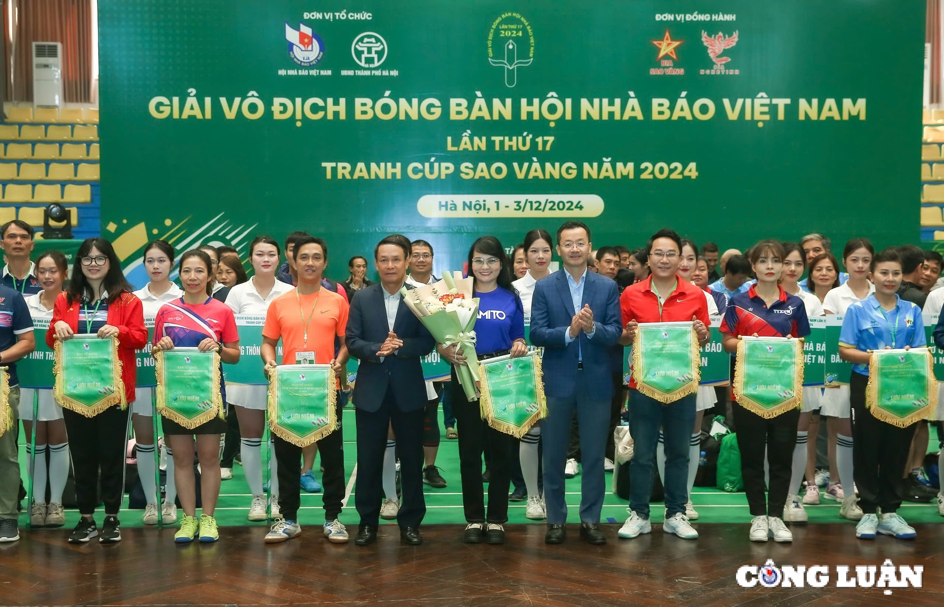 khai mac giai vo dich bong ban hoi nha bao viet nam lan thu 17 tranh cup sao vang 2024 hinh 8