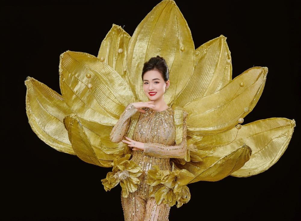 vu thi hoa chien binh am tham dang quang mrs earth international 2024 hinh 10