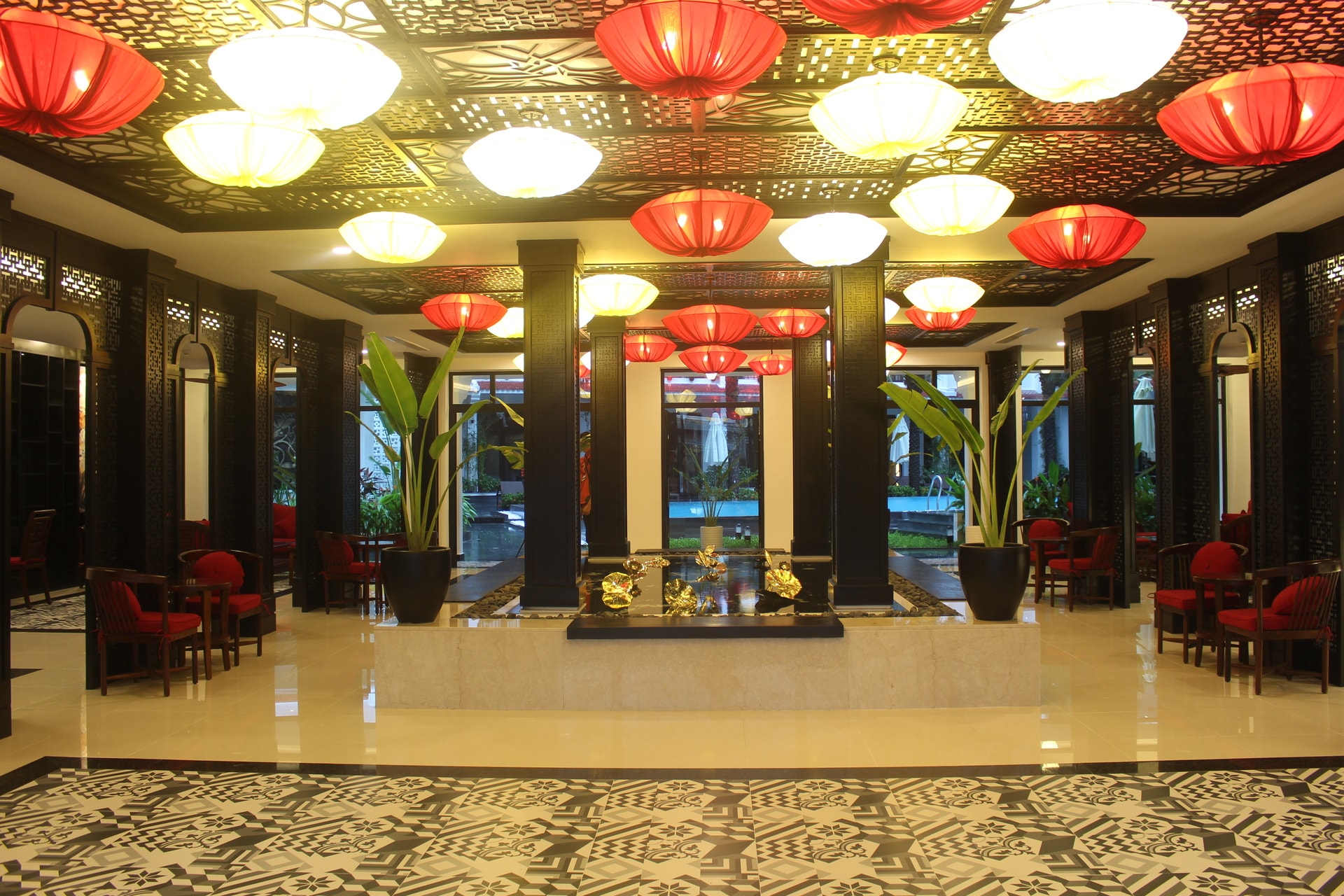hadana boutique kham pha ve dep mien trung tu nhung diem dung dang cap hinh 2
