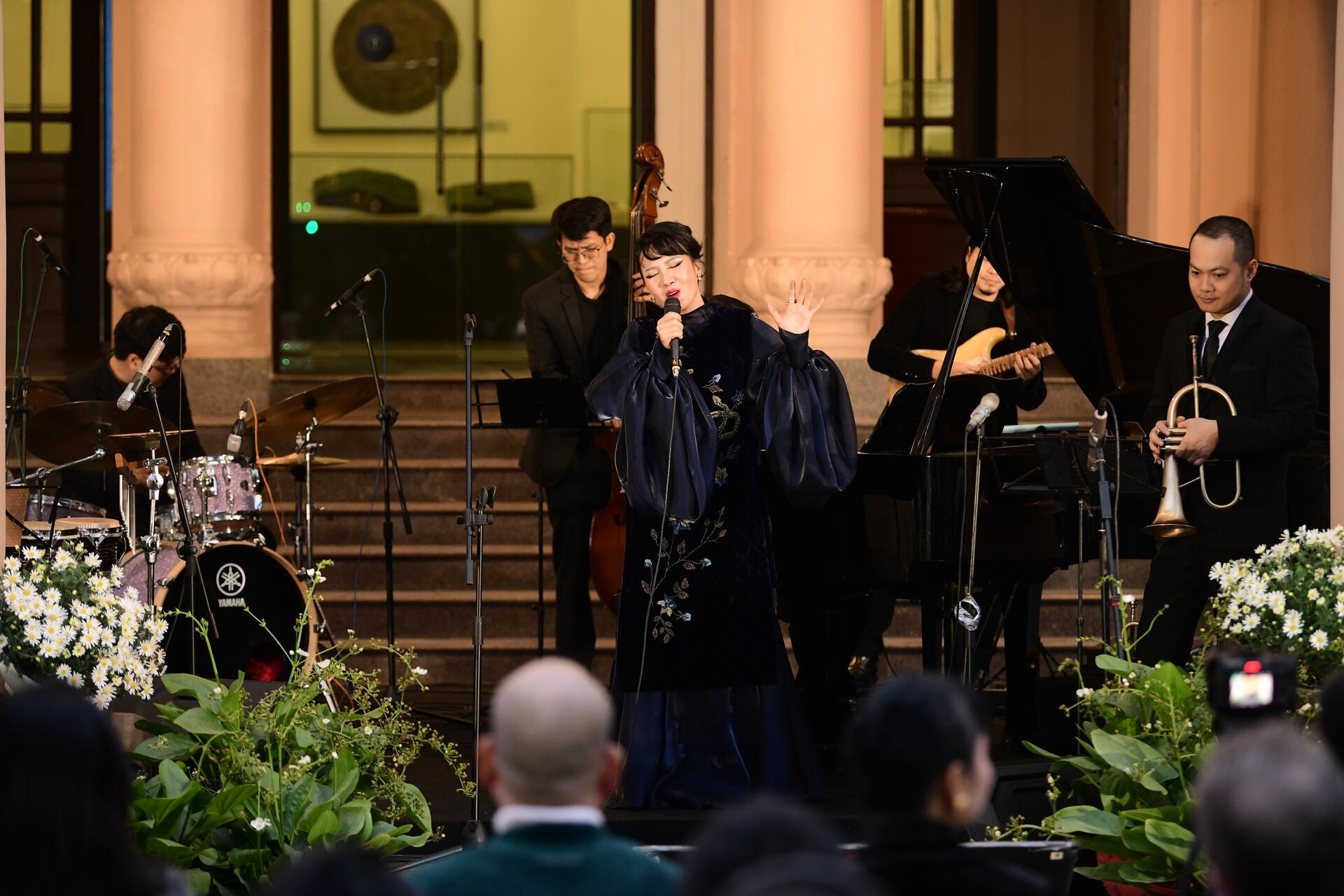 nghe nhac trinh phong cach jazz qua album roi nhu da ngay ngo hinh 1